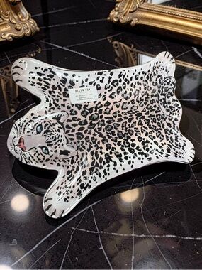 Bella Lux NWT Stunning White & Black Leopard Melamine Accent Tray 22”x14.5”